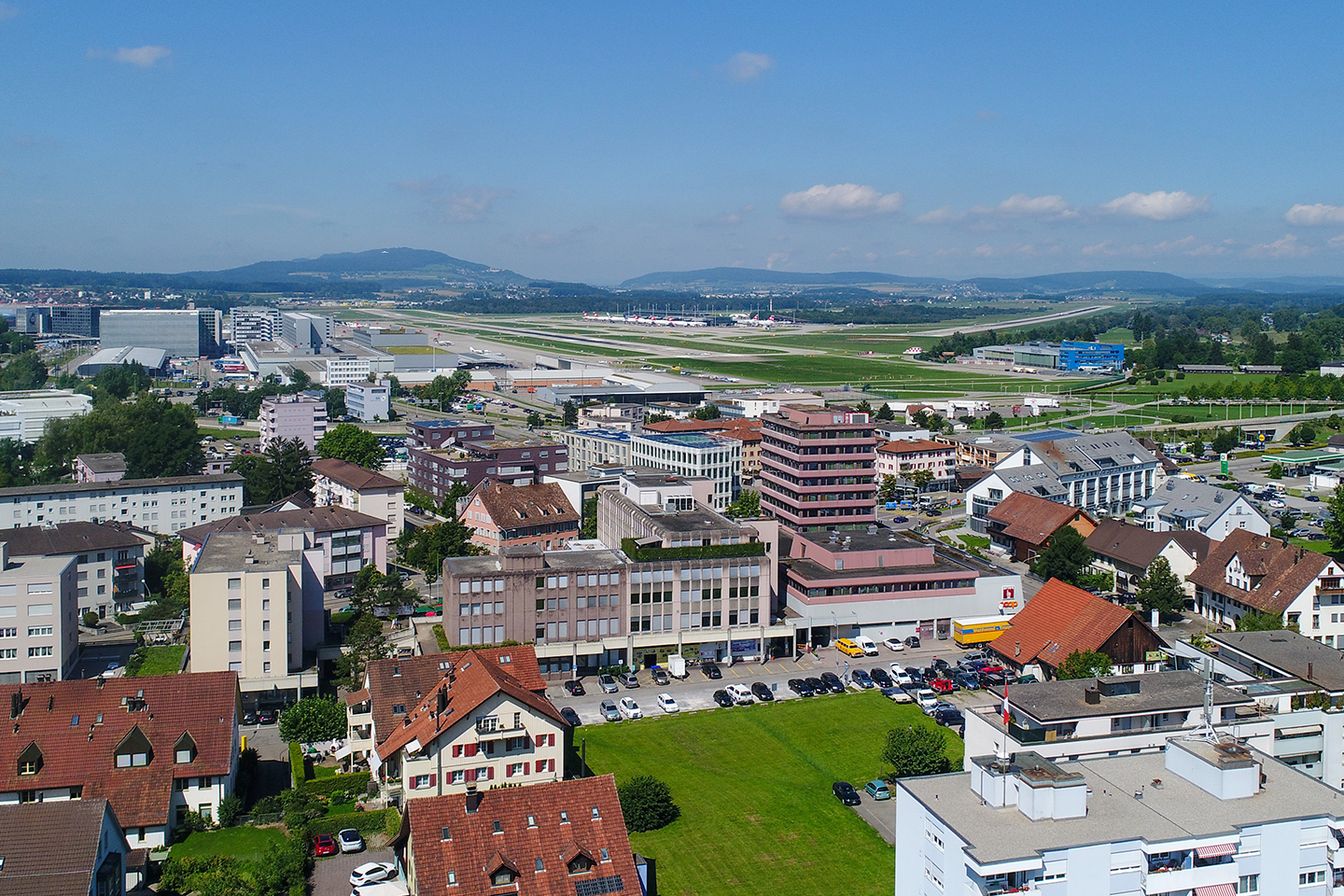 Foxtrail Picasso Kloten Zrich Aussicht