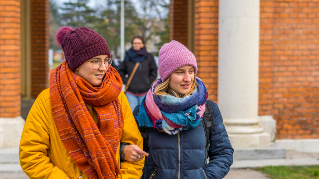 Unsere Trail-Empfehlungen im Winter 42 The True Story Fractured Fairy Tale 75 1