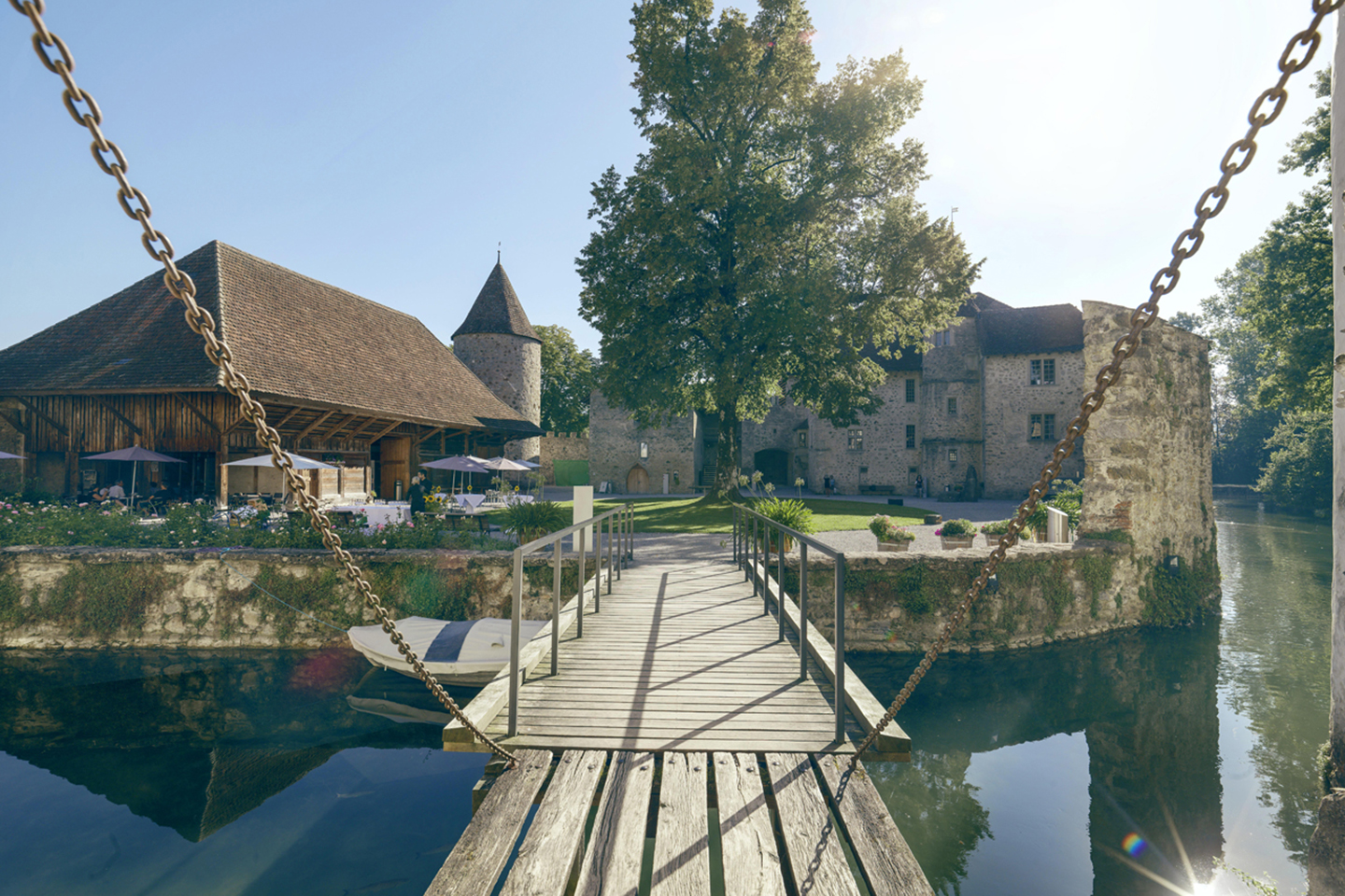 Foxtrail Schloss Hallwyl Aargau Schlosshof